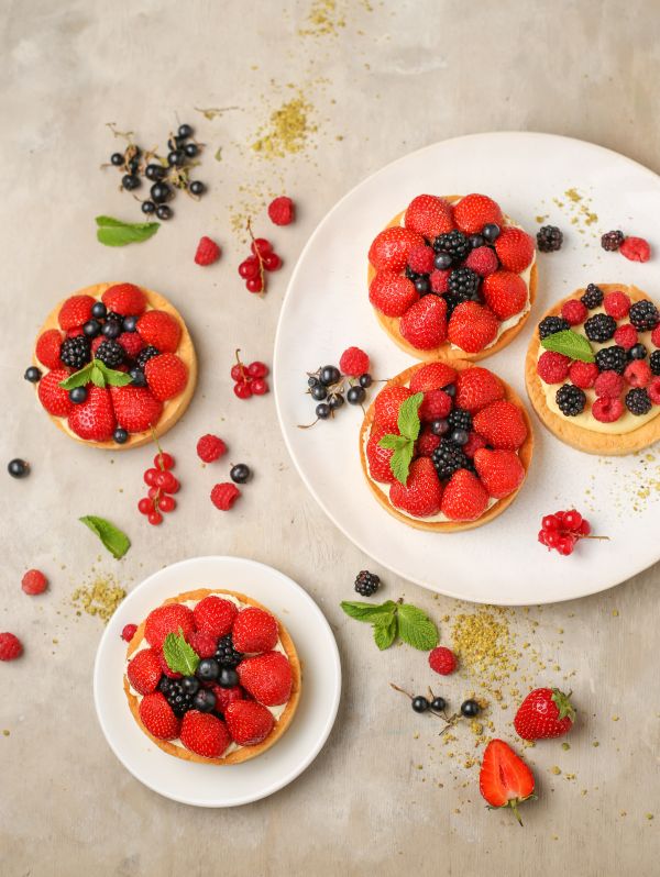 Հատապտղային տարտ